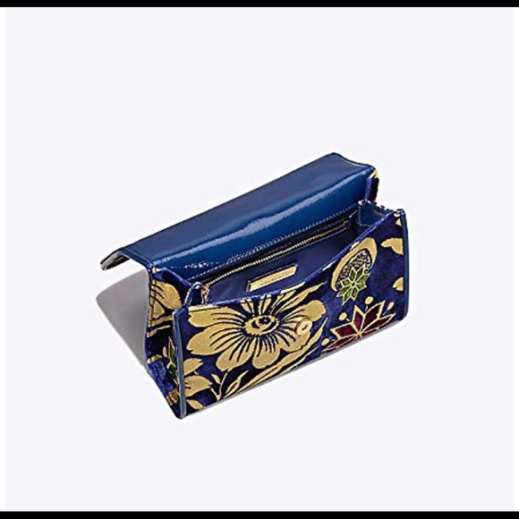 NWT💥Tory Burch Floral Velvet Shoulder Bag💥 - Picture 2 of 13
